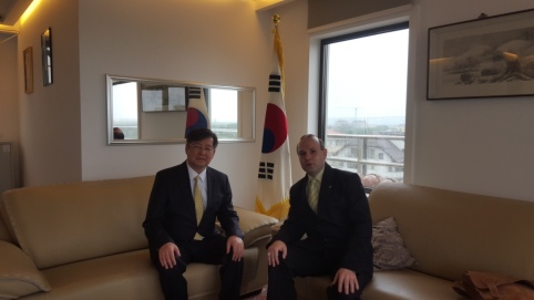 President Professor Anton Caragea and Ambassador Kim Eun Joong